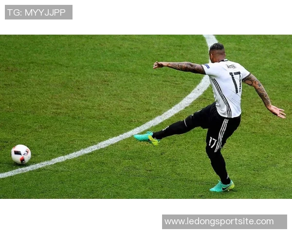 博阿滕宣布不再拜仁实习全力投入教练课程学习