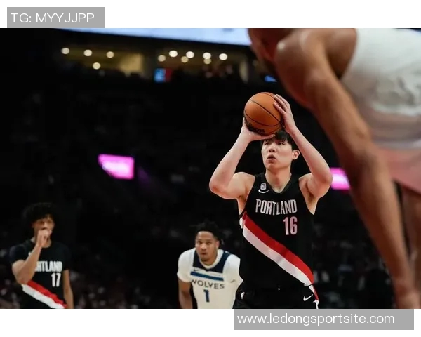 媒体人称华子绝技如乔丹当年开拓者若不用杨瀚森必将失利